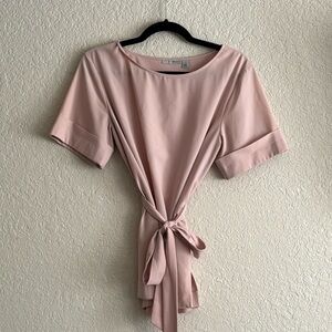 Light pink halogen top